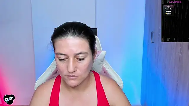 Snapshot of Saskyaa chatting on February 12, 2026, 2:17 am Saskyaa online show from February 12, 2026, 2:17 am