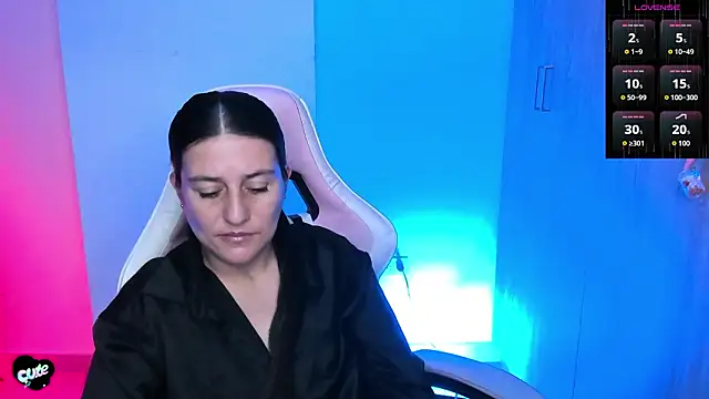 Snapshot of Saskyaa chatting on February 16, 2026, 3:13 am Saskyaa online show from February 16, 2026, 3:13 am