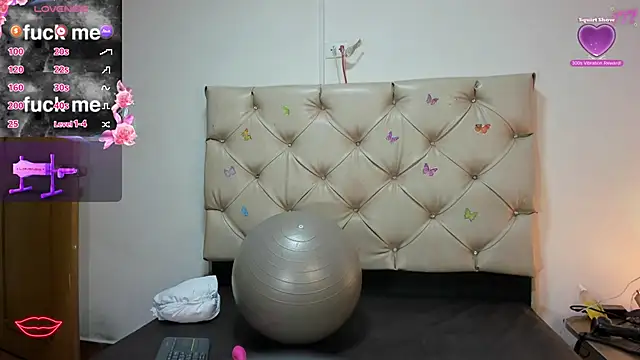 cleopatraa online show from April 30, 2026, 8:48 pm