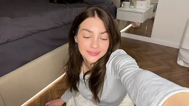 Elsa Ice online show from January 6, 2025, 4:58 am