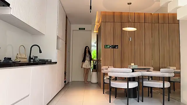 Elsa Ice online show from February 9, 2025, 5:19 am