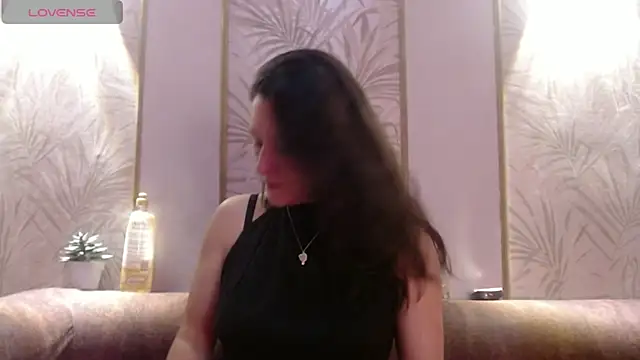  Alice Horny Gh online show from December 21, 2024, 3:25 am