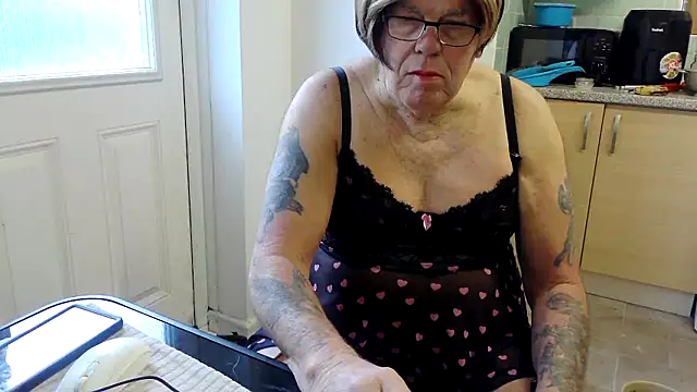 Snapshot of samanthasissieuk chatting on March 5, 2026, 7:59 am samanthasissieuk online show from March 5, 2026, 7:59 am