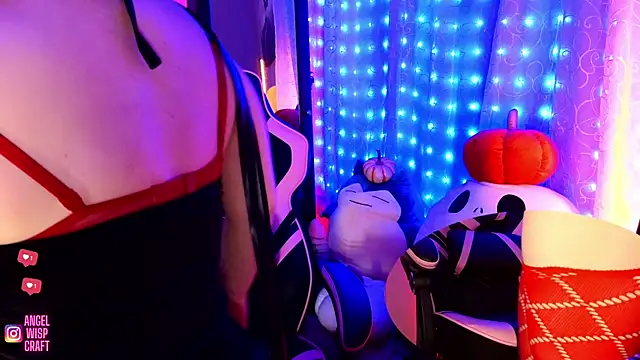 Snapshot of Angel-Lewd-Cake chatting on January 14, 2025, 4:15 am Angel-Lewd-Cake online show from January 14, 2025, 4:15 am