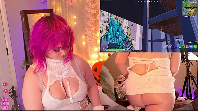 Snapshot of Angel-Lewd-Cake chatting on October 17, 2025, 11:40 pm Angel-Lewd-Cake online show from October 17, 2025, 11:40 pm