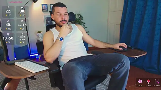 Snapshot of HenryBenso chatting on May 6, 2026, 2:00 pm HenryBenso online show from May 6, 2026, 2:00 pm