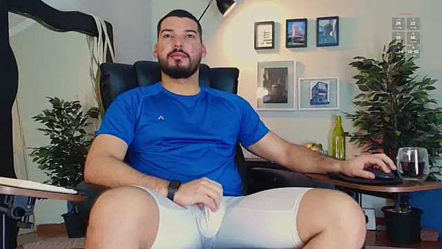 HenryBenso online show from June 3, 2026, 12:41 pm