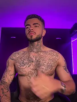 Snapshot of innsolemnia chatting on October 15, 2025, 5:18 am innsolemnia online show from October 15, 2025, 5:18 am