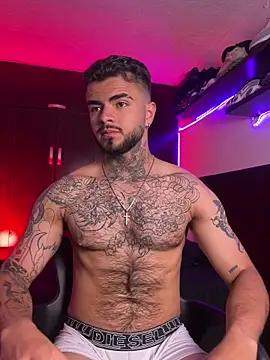 Snapshot of innsolemnia chatting on October 22, 2025, 6:35 am innsolemnia online show from October 22, 2025, 6:35 am