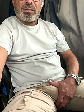 Snapshot of dzhakar chatting on October 6, 2025, 9:29 am dzhakar online show from October 6, 2025, 9:29 am