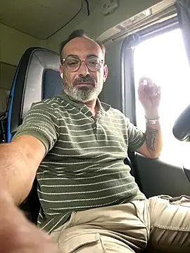 Snapshot of dzhakar chatting on October 15, 2025, 11:54 am dzhakar online show from October 15, 2025, 11:54 am