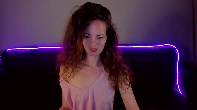 Snapshot of RubyAttwood chatting on April 18, 2026, 1:09 am RubyAttwood online show from April 18, 2026, 1:09 am