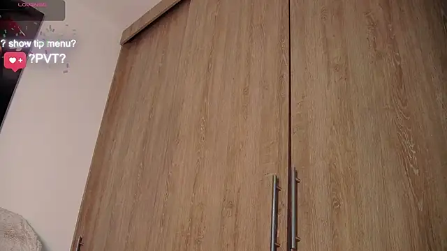 aidaadams online show from January 11, 2026, 5:23 am