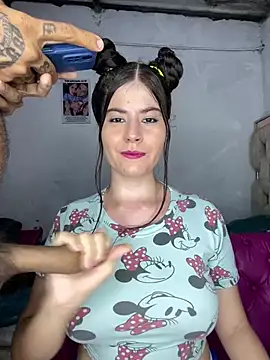 Snapshot of Hotnightsexxx chatting on January 14, 2025, 3:43 am Hotnightsexxx online show from January 14, 2025, 3:43 am