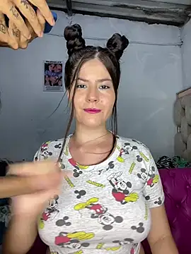 Snapshot of Hotnightsexxx chatting on January 23, 2025, 10:44 pm Hotnightsexxx online show from January 23, 2025, 10:44 pm