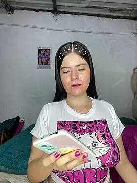 Snapshot of Hotnightsexxx chatting on February 12, 2025, 10:59 pm Hotnightsexxx online show from February 12, 2025, 10:59 pm