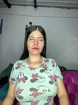 Snapshot of Hotnightsexxx chatting on March 7, 2025, 10:54 pm Hotnightsexxx online show from March 7, 2025, 10:54 pm