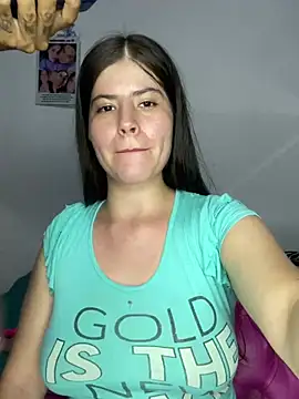 Snapshot of Hotnightsexxx chatting on March 17, 2025, 11:32 pm Hotnightsexxx online show from March 17, 2025, 11:32 pm