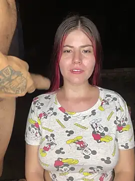 Snapshot of Hotnightsexxx chatting on September 17, 2025, 6:04 am Hotnightsexxx online show from September 17, 2025, 6:04 am