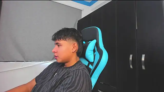 Bray Kevin online show from October 30, 2025, 6:08 pm