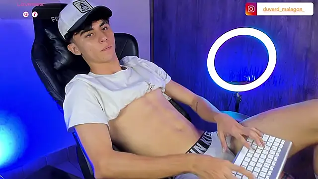 Demian cute18 online show from March 29, 2026, 10:54 pm