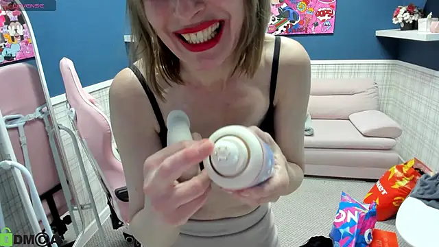 Jaqueline Richardson online show from May 21, 2026, 10:11 am