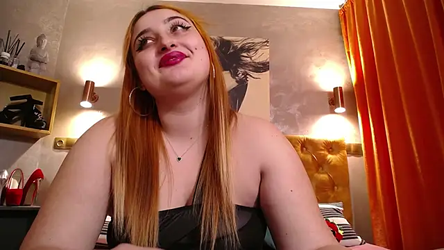 KelsyCarter online show from January 19, 2025, 4:14 pm