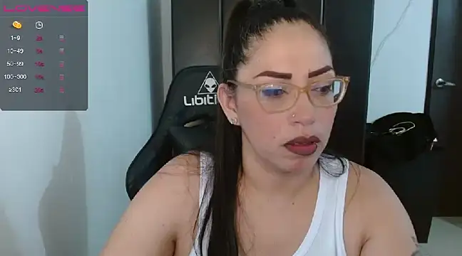 Snapshot of natashasmithe chatting on December 11, 2024, 9:55 pm natashasmithe online show from December 11, 2024, 9:55 pm