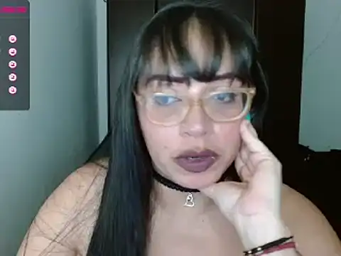 Snapshot of natashasmithe chatting on December 28, 2024, 3:15 am natashasmithe online show from December 28, 2024, 3:15 am
