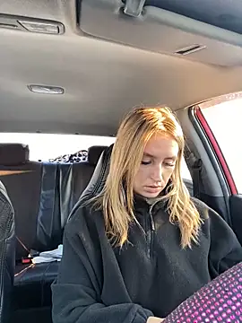 StasyWood online show from December 10, 2024, 4:02 am