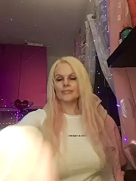 Snapshot of Angeldevilus chatting on January 10, 2025, 12:49 am Angeldevilus online show from January 10, 2025, 12:49 am