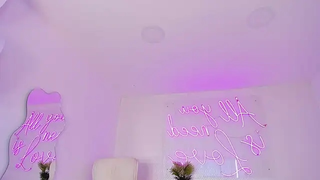Abby-me online show from December 9, 2024, 11:47 am
