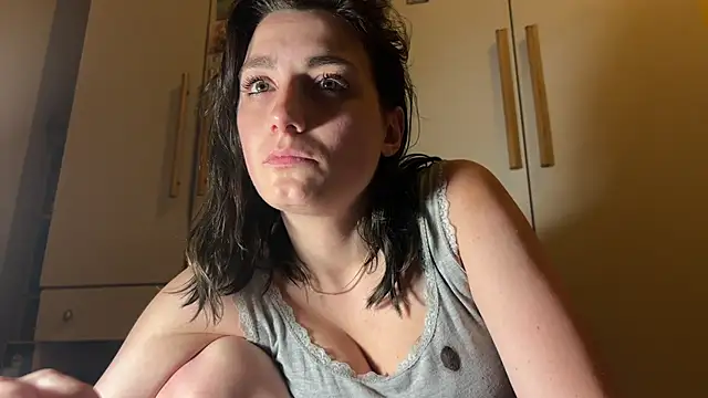 Monicbabe online show from June 19, 2026, 8:12 pm