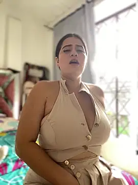 Snapshot of Natalia_Cleark09 chatting on December 21, 2025, 4:58 pm Natalia Cleark09 online show from December 21, 2025, 4:58 pm