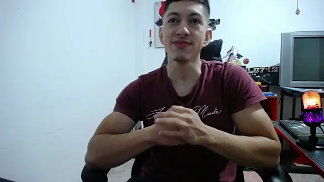 Snapshot of Iam_yourbabyprincess_XD chatting on February 13, 2026, 9:11 pm Iam yourbabyprincess XD online show from February 13, 2026, 9:11 pm