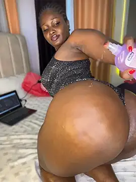 t-Booty risky  online show from May 14, 2026, 9:05 am