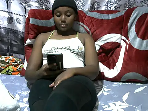 Snapshot of Sweet_kelsiey chatting on October 4, 2025, 8:07 pm Sweet kelsiey online show from October 4, 2025, 8:07 pm