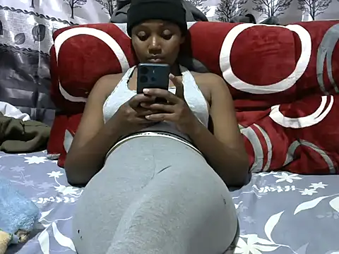 Snapshot of Sweet_kelsiey chatting on October 16, 2025, 7:15 pm Sweet kelsiey online show from October 16, 2025, 7:15 pm