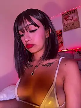 Hot sophie  online show from May 6, 2026, 10:15 pm
