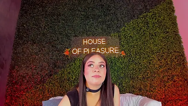 sarah-bonneth online show from March 3, 2026, 11:38 am