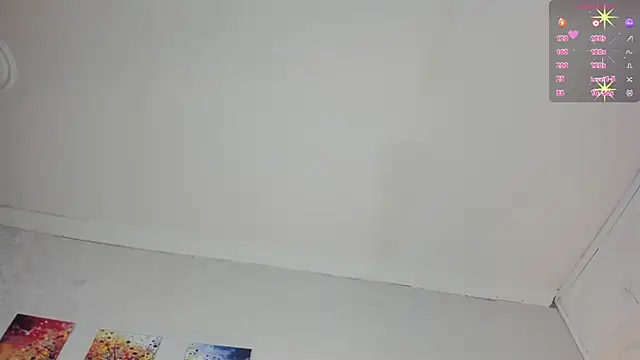 paulinasaeEnz online show from June 21, 2026, 1:13 pm