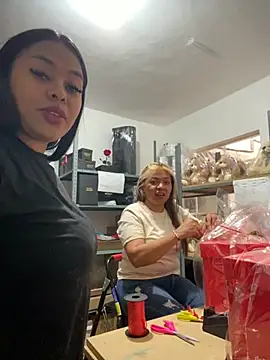 PUSHYLATE online show from September 15, 2025, 5:24 pm