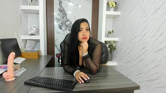 MelissaaCortes online show from December 24, 2024, 1:06 pm