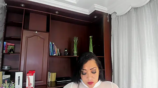 MelissaaCortes online show from January 8, 2025, 7:24 am