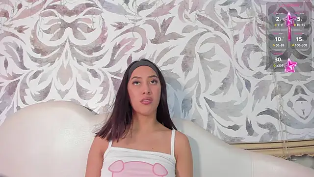valentina cortes72 online show from January 17, 2025, 5:19 pm