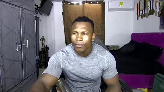 MedellinBlackx online show from October 23, 2025, 5:23 pm