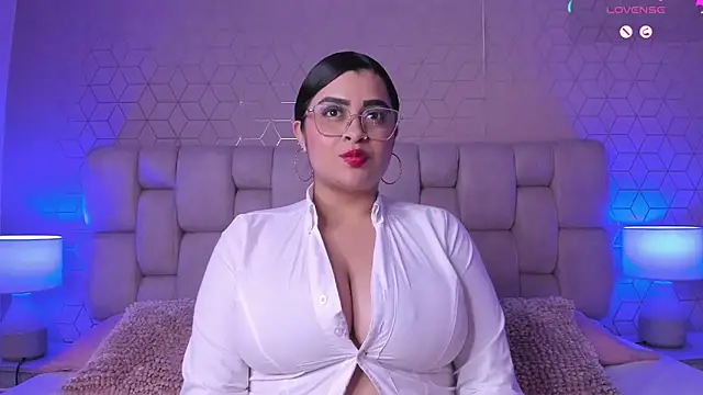 Emilyboobss online show from February 10, 2025, 6:42 am