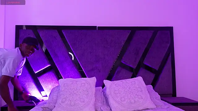 JacksonMuller  online show from January 18, 2026, 1:26 pm