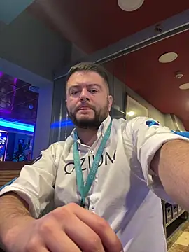 Snapshot of daevidconnor1 chatting on December 10, 2024, 11:30 pm daevidconnor1 online show from December 10, 2024, 11:30 pm