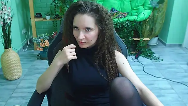 Miss Barbara  online show from January 20, 2025, 9:53 pm